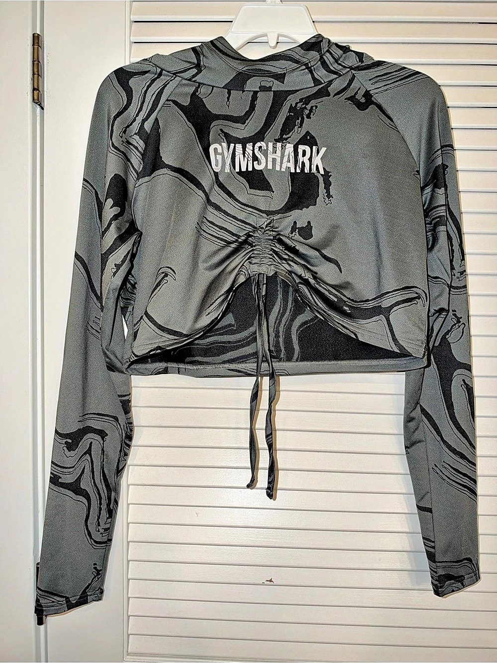 GYMSHARK Women's power marble Crop Hoodie Gray & Black Size Medium
